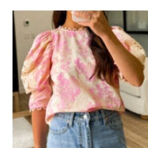 Never worn Gorgeous Talulah top with Puff Sleeves size L